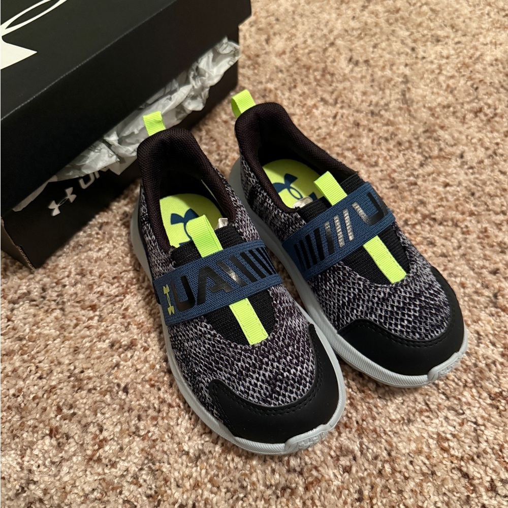 Kids Under Armour BINF Surge 3 Slip Shoes